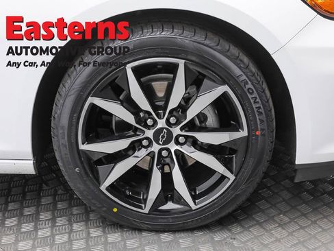 Used 2024 Chevrolet Malibu RS FWD image 31
