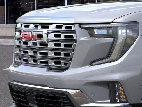 New 2026 GMC Acadia Denali w/ Super Cruise Package FWD image 13
