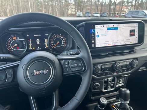 Used 2026 Jeep Wrangler Sport S image 23