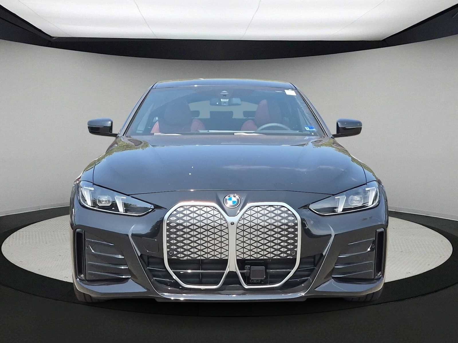 New 2026 BMW i4 xDrive40i w/ M Sport Package AWD/4WD image 3