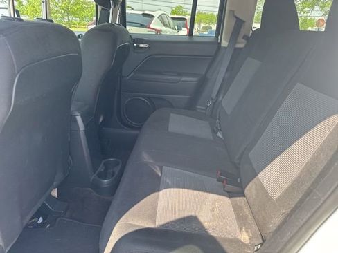 Used 2015 Jeep Patriot Sport w/ Power Value Group FWD image 7
