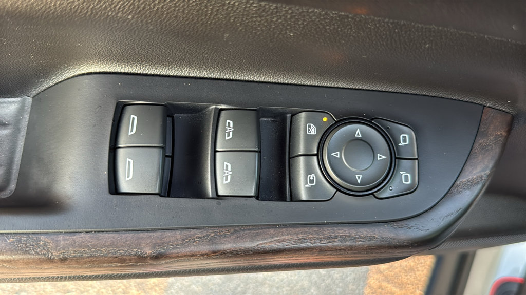 Used 2023 GMC Acadia Denali FWD image 17