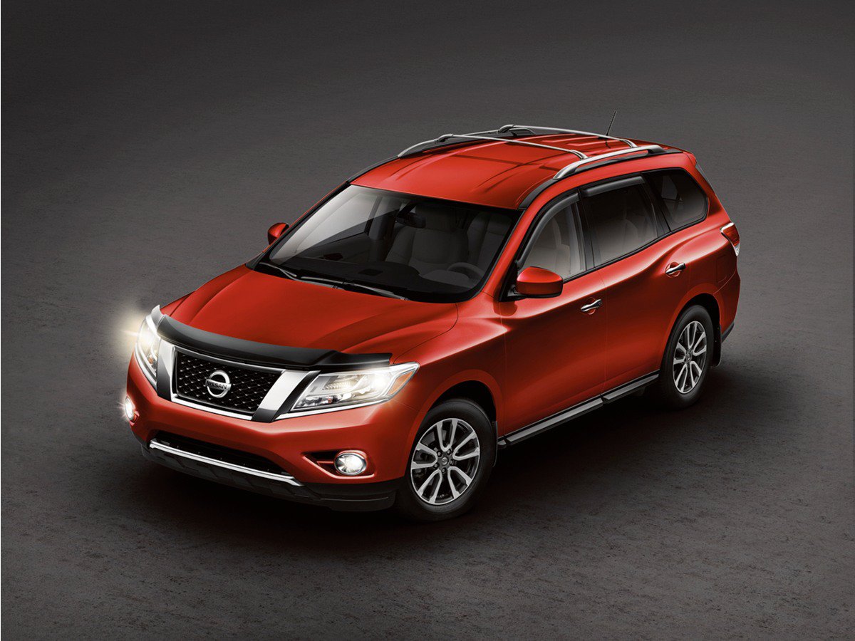Used 2015 Nissan Pathfinder Platinum FWD image 1