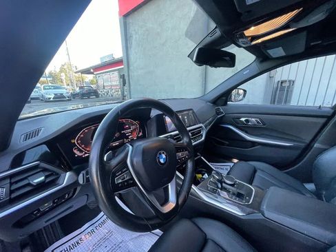 Used 2020 BMW 330i Sedan w/ Convenience Package RWD image 11
