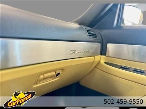 Used 2002 Ford Thunderbird image 23
