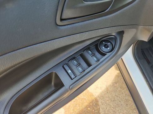 Used 2016 Ford Escape S FWD image 17