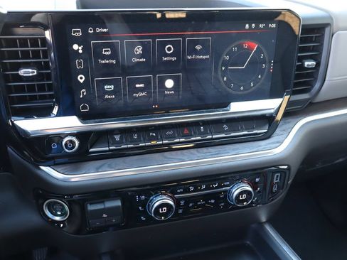Used 2025 GMC Sierra 2500 SLT w/ Texas SLT Premium Package AWD/4WD image 6