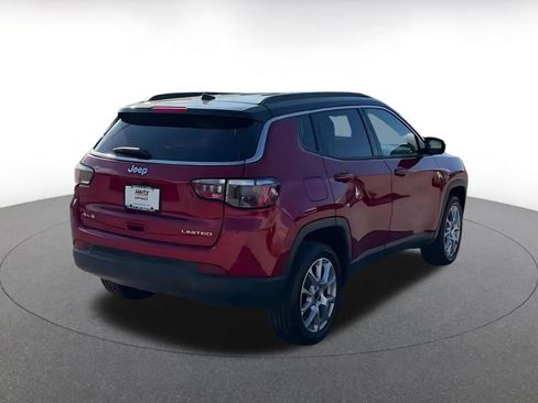 Used 2025 Jeep Compass Limited image 16