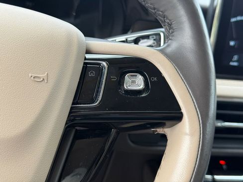 Used 2021 Lincoln Corsair Reserve w/ Elements Package FWD image 28