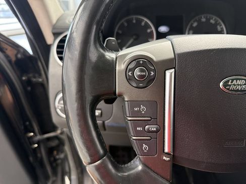 Used 2015 Land Rover LR4 HSE AWD/4WD image 17