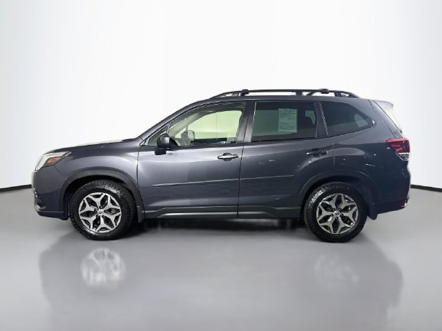 Certified 2023 Subaru Forester Premium AWD/4WD image 5