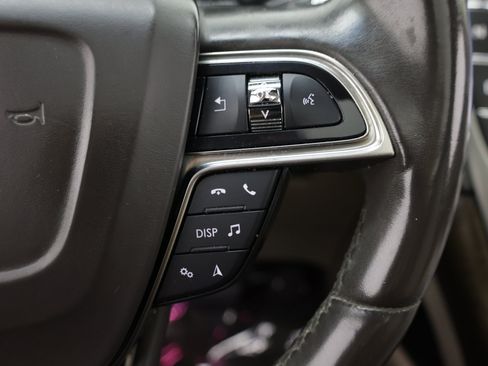 Used 2019 Lincoln Nautilus Reserve FWD image 26