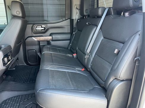 Used 2021 GMC Sierra 1500 Denali w/ Denali Ultimate Package AWD/4WD image 10