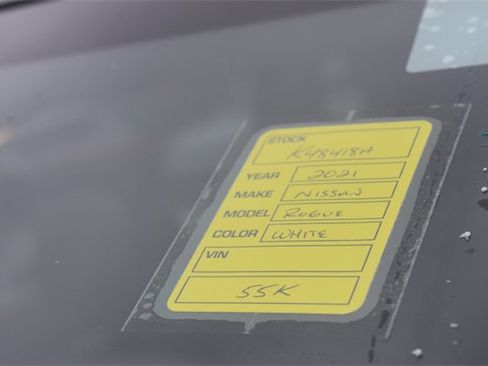 Used 2021 Nissan Rogue Platinum image 38