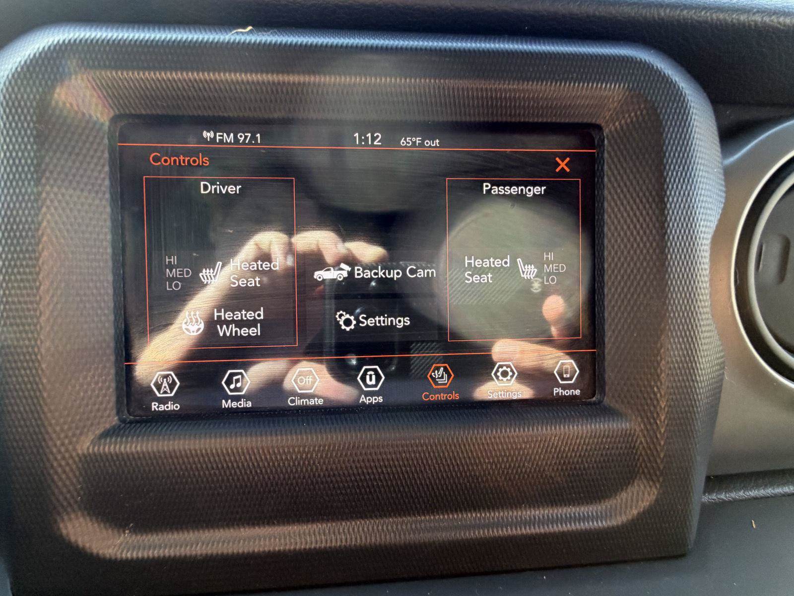 Used 2021 Jeep Gladiator Sport AWD/4WD image 25