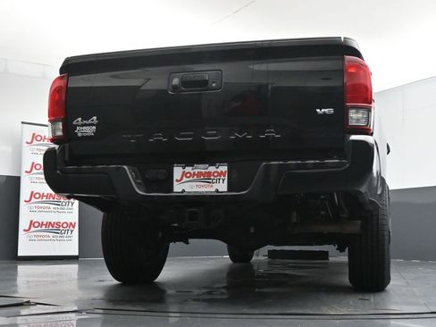 Used 2023 Toyota Tacoma SR AWD/4WD image 37