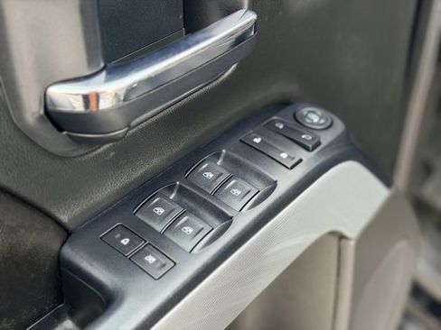 Used 2017 Chevrolet Silverado 1500 LT w/ All Star Edition image 19