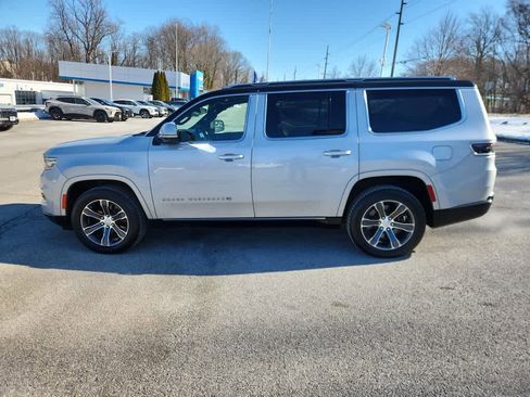 Used 2022 Jeep Grand Wagoneer Series I image 9