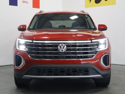 Used 2024 Volkswagen Atlas SE image 7