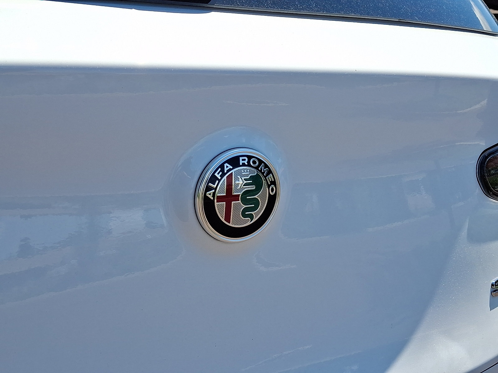 New 2025 Alfa Romeo Stelvio Sprint w/ Convenience Package AWD/4WD image 23