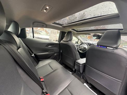 Used 2023 Toyota Prius LE image 17