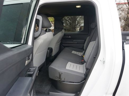 Used 2025 Toyota Tacoma TRD Sport image 15