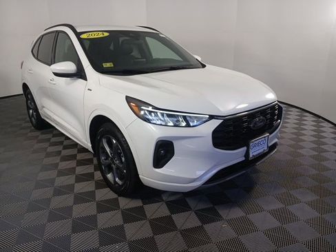 Used 2024 Ford Escape ST-Line Select image 1