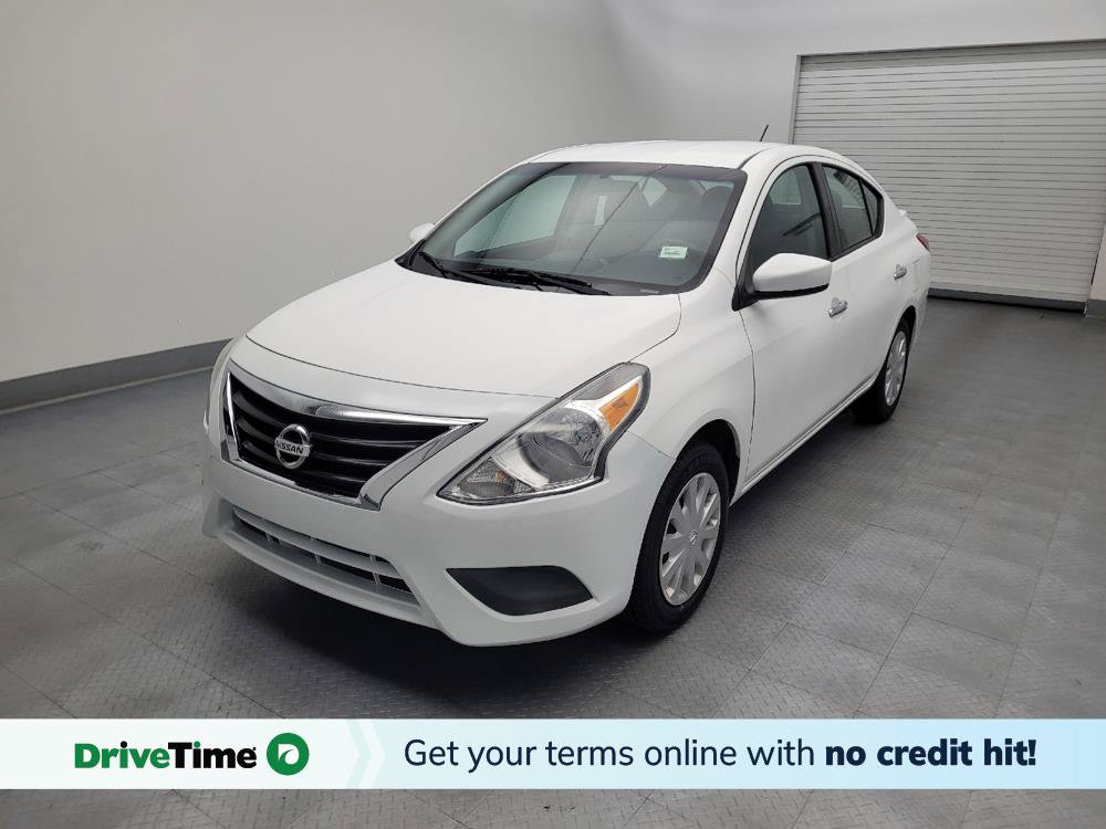Used 2019 Nissan Versa SV FWD image 1