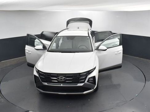 Used 2026 Hyundai Tucson SEL FWD image 37