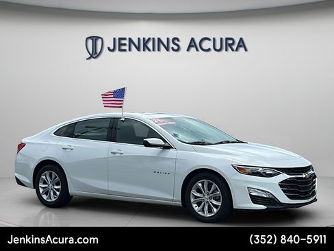 Used 2024 Chevrolet Malibu LT FWD image 1