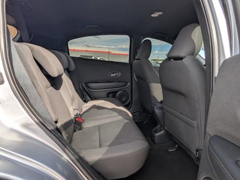 Used 2019 Honda HR-V Sport image 14