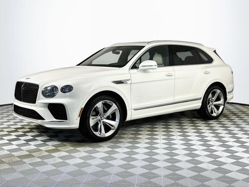 Used 2025 Bentley Bentayga AWD/4WD image 7