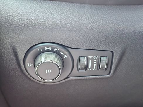 New 2026 Jeep Compass Trailhawk AWD/4WD image 19