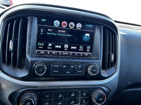 Used 2017 Chevrolet Colorado LT w/ LT Convenience Package image 15