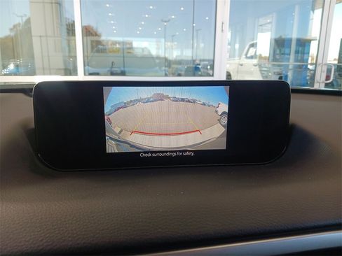 Used 2025 MAZDA CX-50 AWD 2.5 S w/ Preferred Package image 21