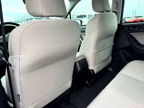 Used 2018 Subaru Forester 2.5i Premium image 18