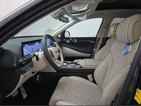 Used 2026 Genesis GV80 3.5T e-SC image 6