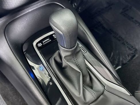 Certified 2026 Toyota Corolla SE w/ Carpet Mat Package (TMS) FWD image 18