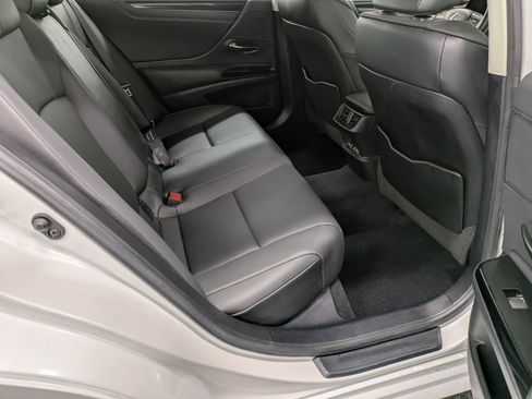 Used 2022 Lexus ES 350 w/ Accessory Package 2 image 25