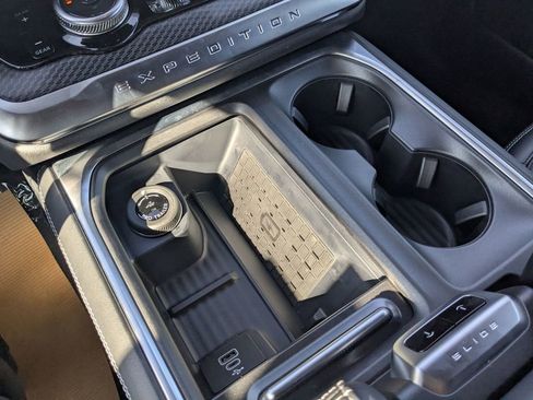 New 2025 Ford Expedition Max Platinum w/ Stealth Performance Package image 23