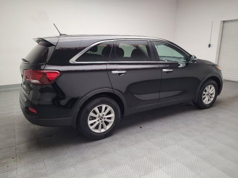 Used 2020 Kia Sorento LX FWD image 10