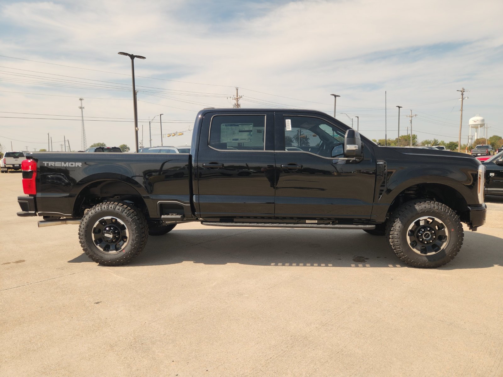 New 2027 Ford F250 Lariat w/ Tremor Off-Road Package AWD/4WD image 7