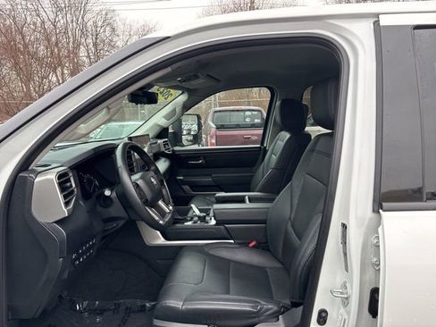 Used 2023 Toyota Tundra SR5 w/ SR5 Premium Package image 21