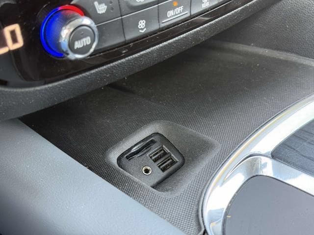 Used 2020 Buick Enclave Essence FWD image 29