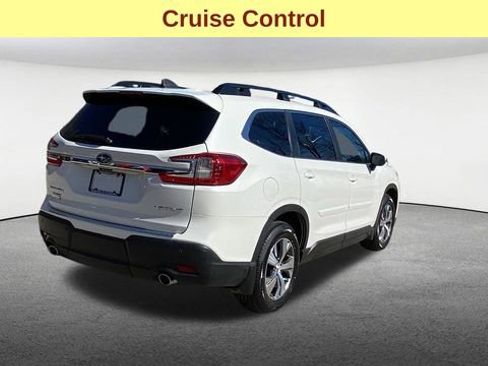 Certified 2023 Subaru Ascent Premium w/ Convenience Package AWD/4WD image 8