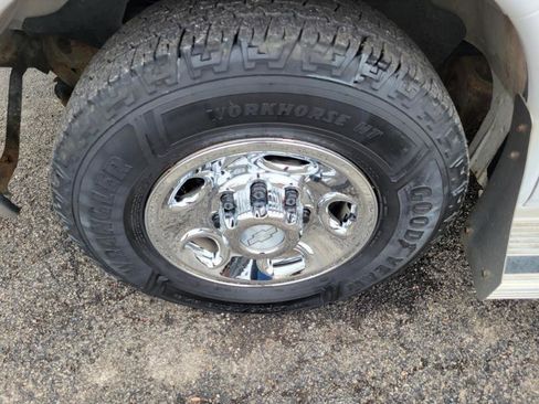 Used 2015 Chevrolet Express 3500 LS image 55