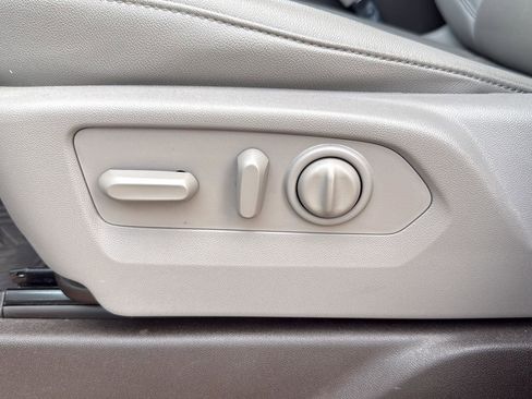 Used 2022 Chevrolet Silverado 2500 LTZ w/ LTZ Texas Edition image 14