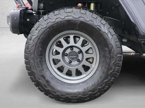 Used 2020 Jeep Wrangler Unlimited Sport image 9