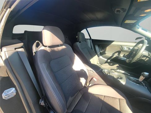 Used 2017 Ford Mustang Convertible RWD image 24