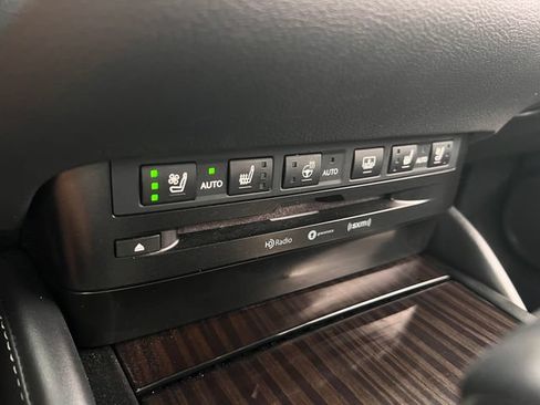 Used 2019 Lexus ES 350 w/ Accessory Package 2 FWD image 26